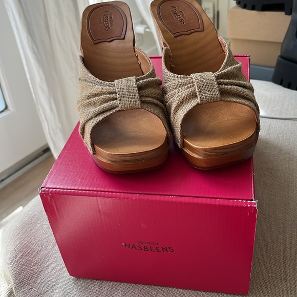 Anthropologie Swedish Hasbeens NWT Rafia Bow Slip In clog Sandal Fun❤️🌈 - Picture 12 of 12